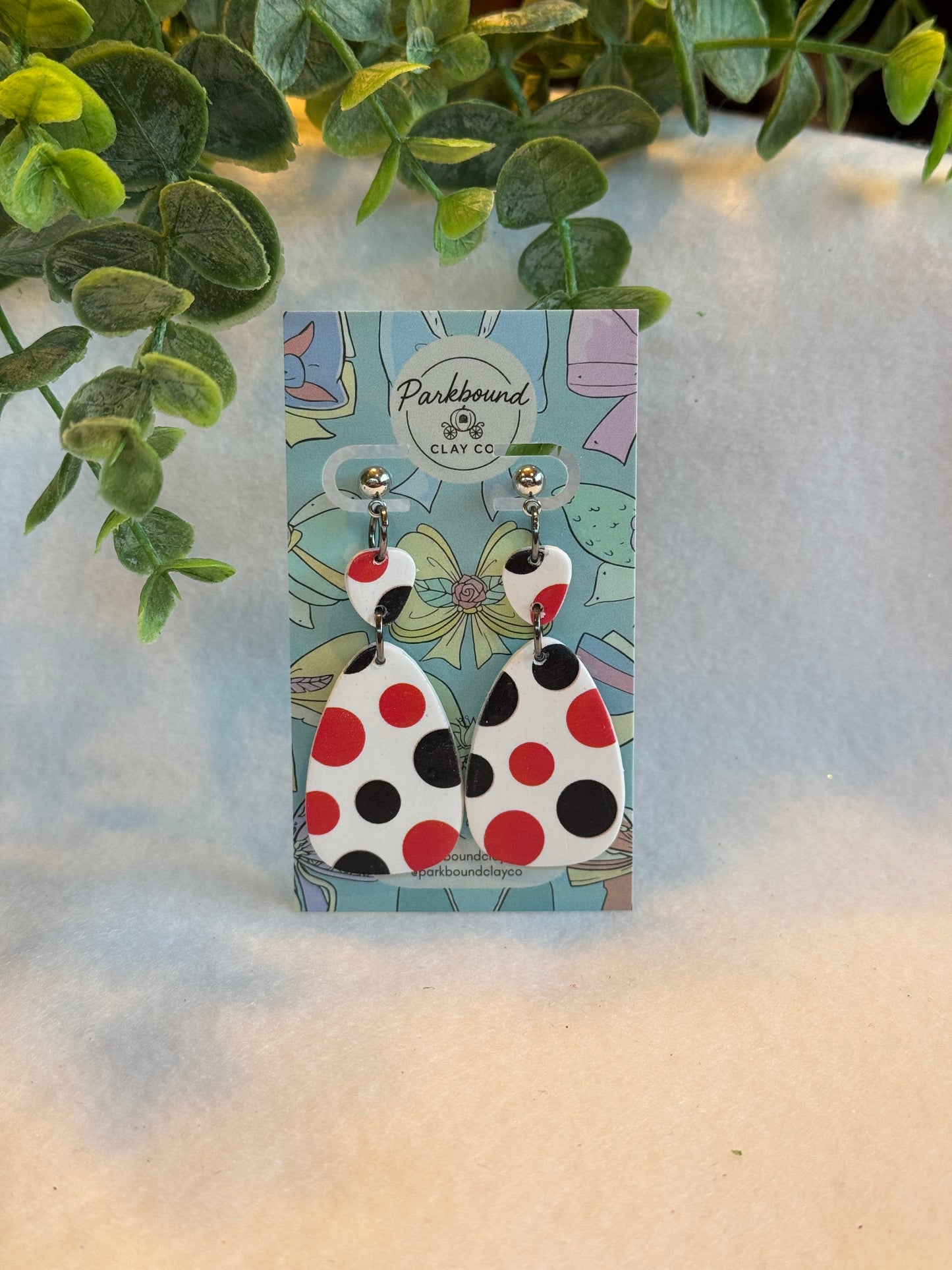 Polka Dot Dangle